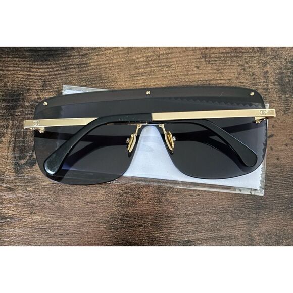 Chanel SHIELD SUNGLASSES New In Case - Picture 9 of 9